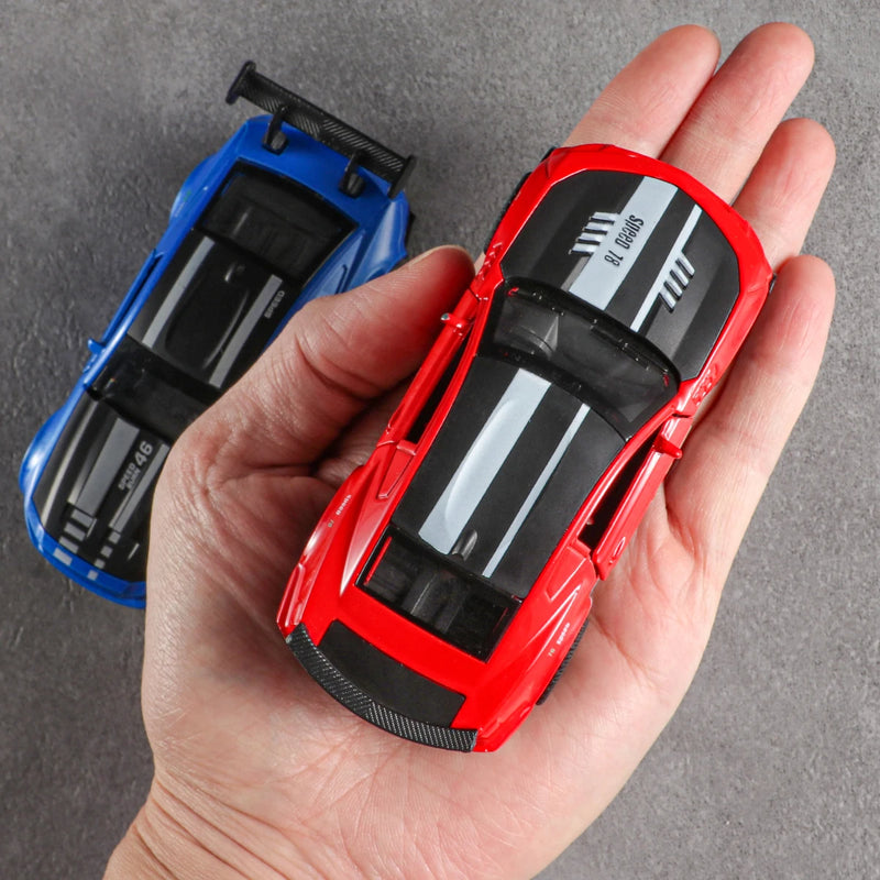 Classic sports car model with pull-back action, toy car model with opening doors, realistic detail design, high-speed action col